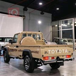 تويوتا لاند كروزر 70